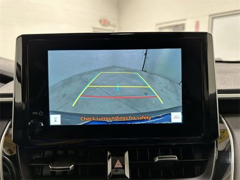 Used 2024 Toyota Corolla Cross XSE image 33