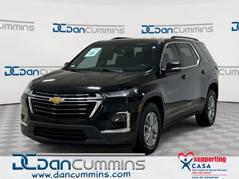 Used 2022 Chevrolet Traverse LT AWD/4WD image 1