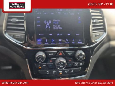 Used 2019 Jeep Grand Cherokee Altitude AWD/4WD image 20