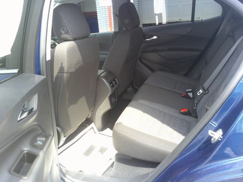 Used 2023 Chevrolet Equinox LT AWD/4WD image 17