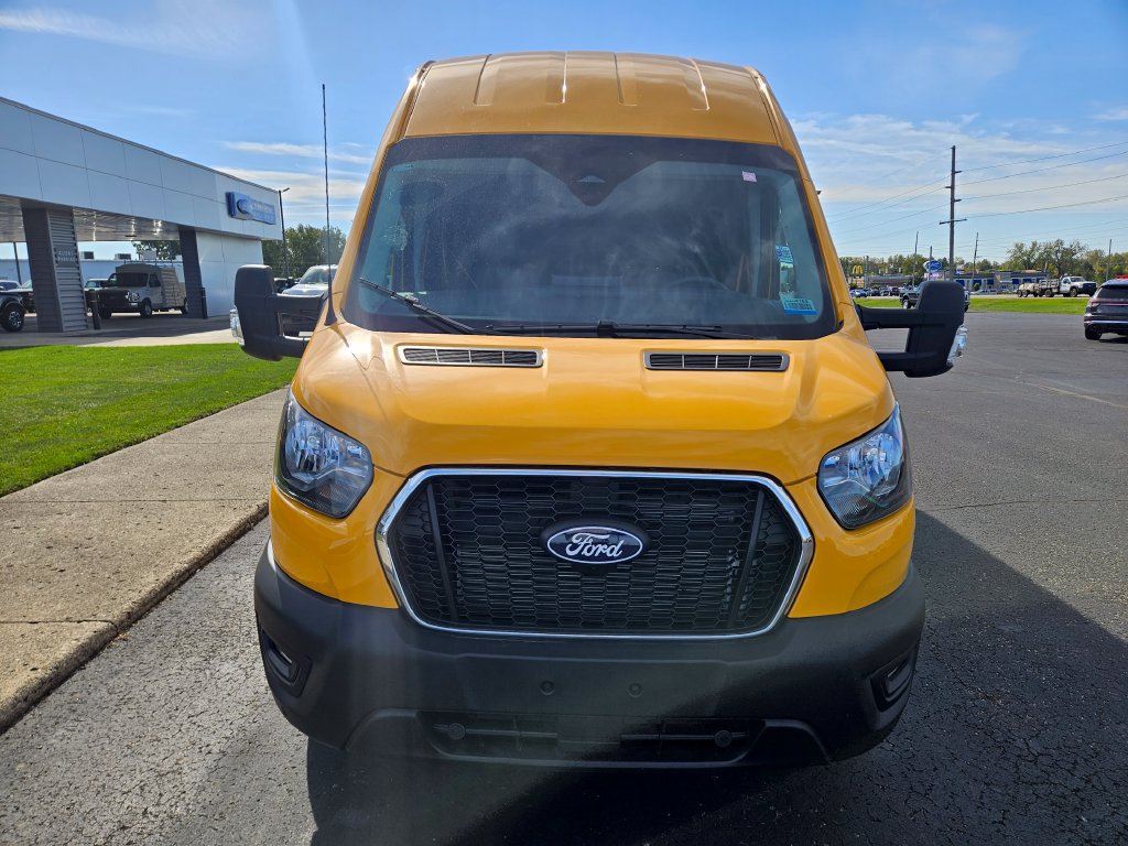 Used 2026 Ford Transit 250 148 High Roof Extended w/ Load Area Protection Package RWD image 3
