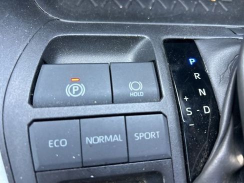 Used 2024 Toyota RAV4 XLE w/ Convenience Package image 19