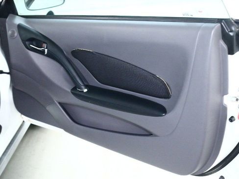 Used 2001 Toyota Celica GT image 29