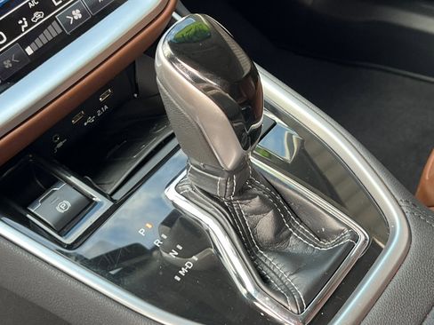 Used 2021 Subaru Outback Touring XT image 22