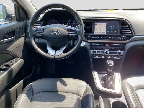 Used 2020 Hyundai Elantra Limited w/ Ultimate Package 03 FWD image 9