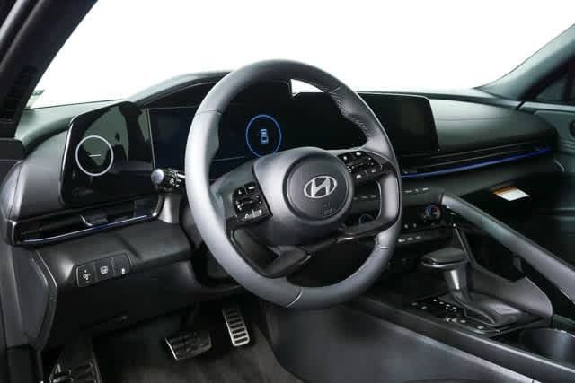 New 2026 Hyundai Elantra SEL FWD image 21