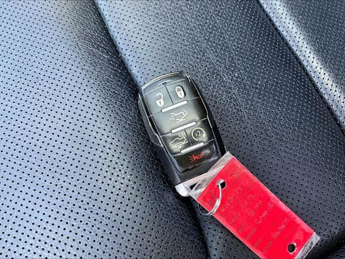 Used 2019 RAM 1500 Limited RWD image 14