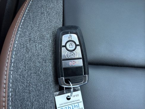 Used 2024 Ford Bronco Sport Outer Banks w/ Tech Package AWD/4WD image 35