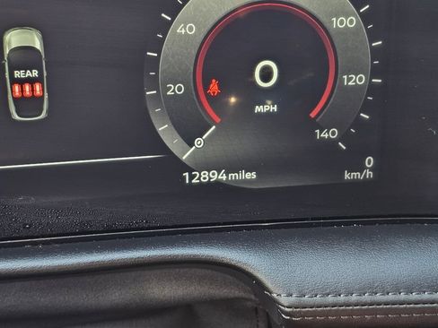 Used 2024 Nissan Ariya FWD image 28