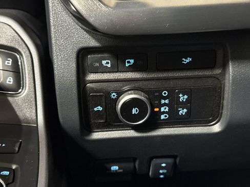 Used 2024 Ford F250 Lariat AWD/4WD image 19