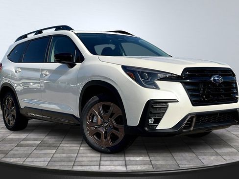 New 2025 Subaru Ascent Bronze Edition image 2