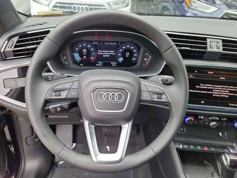New 2025 Audi Q3 2.0T Premium image 15