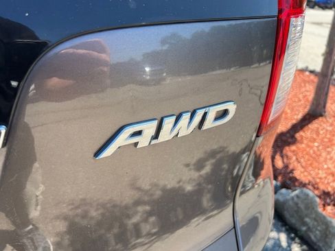 Used 2014 Honda CR-V LX image 4