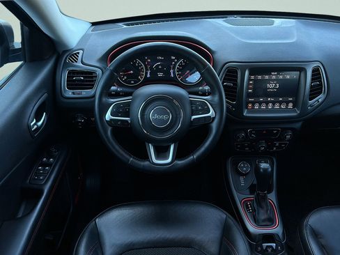 Used 2018 Jeep Compass Trailhawk w/ Safe & Security Group image 10