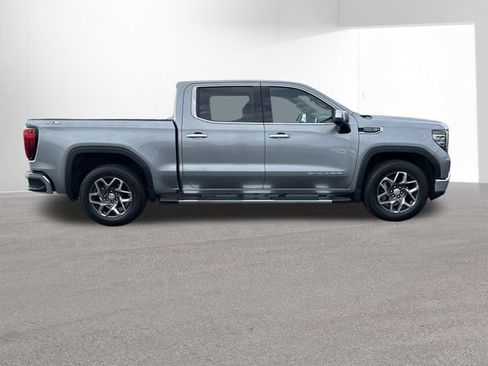 Used 2023 GMC Sierra 1500 SLT w/ SLT Premium Plus Package AWD/4WD image 40