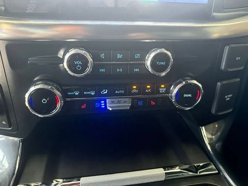 Used 2023 Ford F150 Lariat AWD/4WD image 13