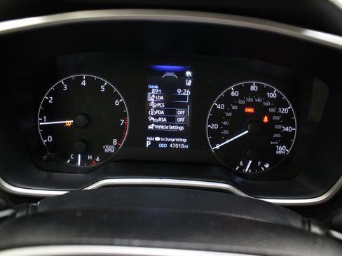 Used 2025 Toyota Corolla SE FWD image 36