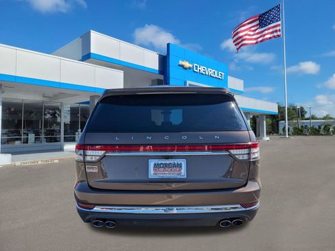 Used 2022 Lincoln Aviator Reserve w/ Equipment Group 201A image 5