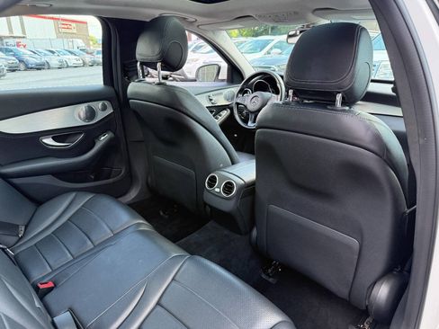 Used 2015 Mercedes-Benz C 300 4MATIC Sedan w/ Multimedia Package image 31