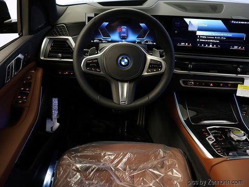 New 2026 BMW X5 xDrive50e w/ Executive Package image 16
