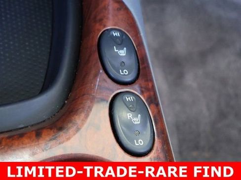 Used 2006 Toyota Sequoia Limited image 23