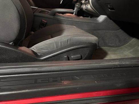 Used 2014 Chevrolet Camaro LT RWD image 23