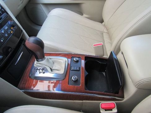 Used 2014 INFINITI QX70 2WD w/ Premium Package image 43