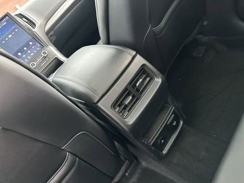 Used 2024 Ford Edge SEL w/ Convenience Package image 24