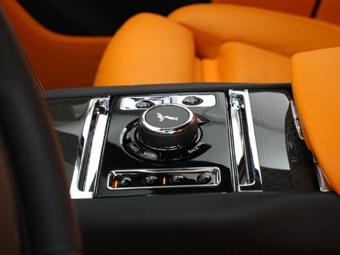 Certified 2023 Rolls-Royce Cullinan Black Badge w/ Driver's Package AWD/4WD image 13