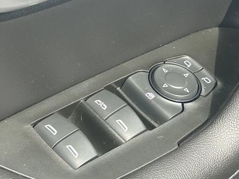Used 2022 Chevrolet Blazer LT FWD image 26
