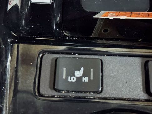 Used 2020 Toyota Prius Prime Limited image 21