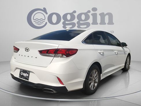 Used 2018 Hyundai Sonata SE FWD image 6