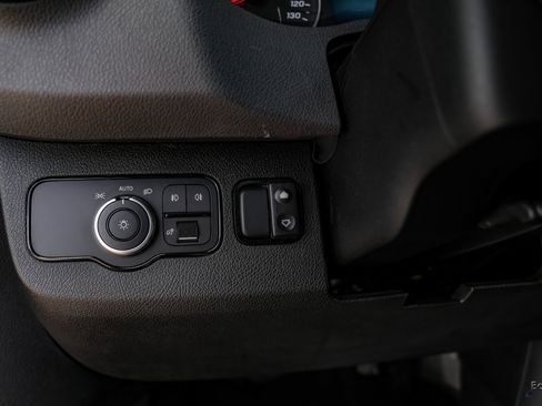 Used 2022 Mercedes-Benz Sprinter 2500 image 44