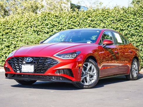 Used 2023 Hyundai Sonata SEL w/ Convenience Package FWD image 1