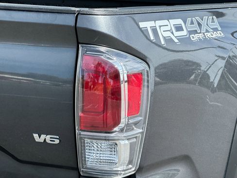 Used 2023 Toyota Tacoma TRD Off-Road AWD/4WD image 24