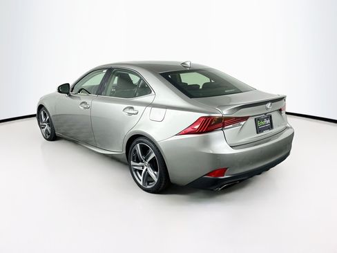Used 2017 Lexus IS 200t w/ Premium Package RWD image 5