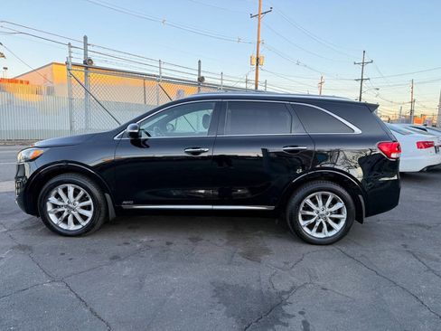 Used 2016 Kia Sorento SX w/ SXL Technology Package image 3