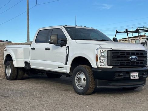 Used 2024 Ford F350 XL w/ 360-Degree Camera Package image 2