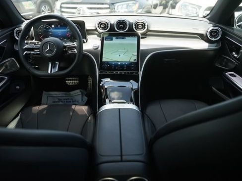Used 2024 Mercedes-Benz CLE 300 4MATIC Coupe image 17