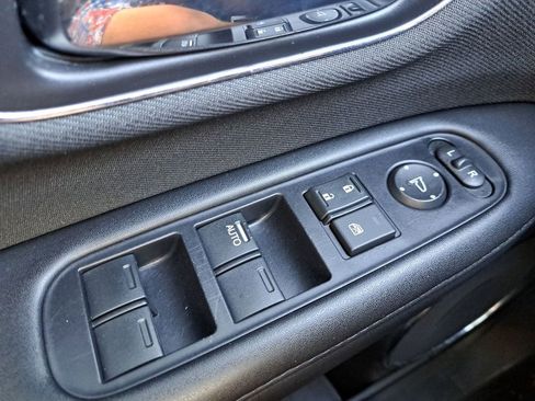 Used 2021 Honda HR-V EX image 26