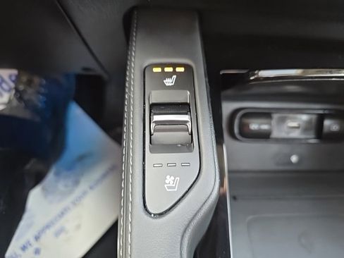 Certified 2022 Kia Telluride EX w/ EX Premium Package image 15