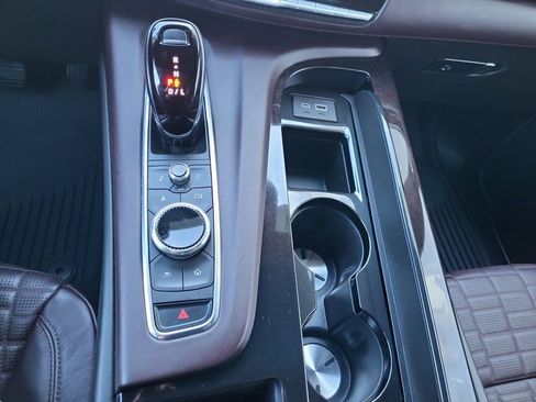 Certified 2024 Cadillac Escalade Premium Luxury Platinum image 30