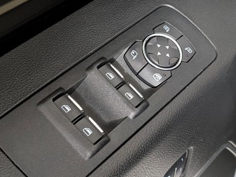Used 2018 Ford F150 Platinum w/ Equipment Group 701A Luxury RWD image 24