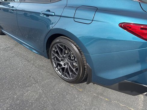 Used 2026 Toyota Camry SE w/ Multimedia Upgrade Package image 8