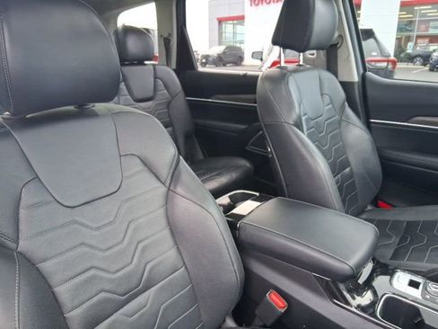 Used 2022 Kia Telluride SX w/ SX Prestige Package image 14