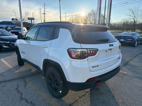 Used 2023 Jeep Compass Trailhawk image 9