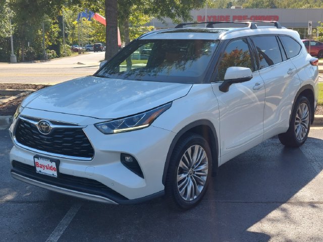 Certified 2020 Toyota Highlander Platinum AWD/4WD image 8