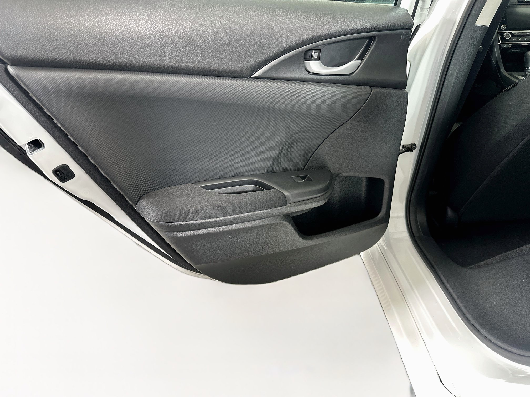 Used 2019 Honda Civic EX image 25