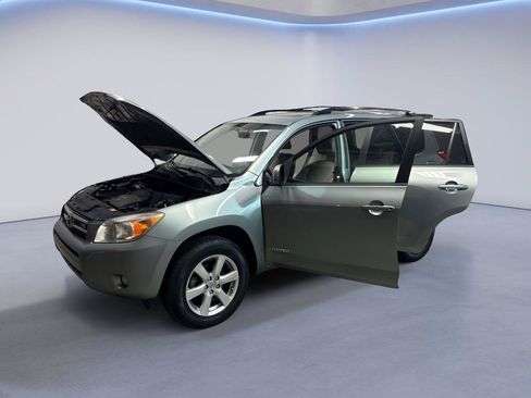 Used 2008 Toyota RAV4 Limited w/ Tow Prep Pkg AWD/4WD image 11