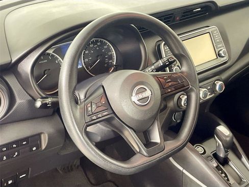 Used 2024 Nissan Kicks S FWD image 17